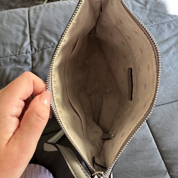 Kate Spade gray crossbody bag - small defects on back - Picture 6 of 10